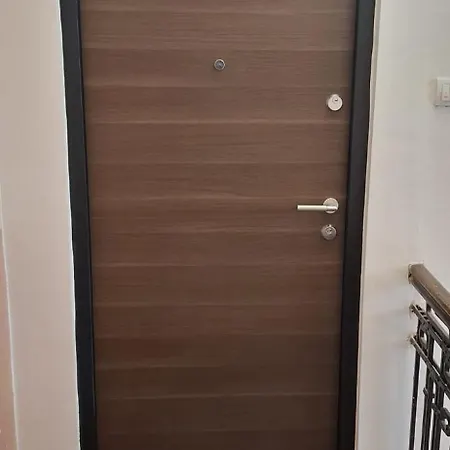 Apartment Bingo's